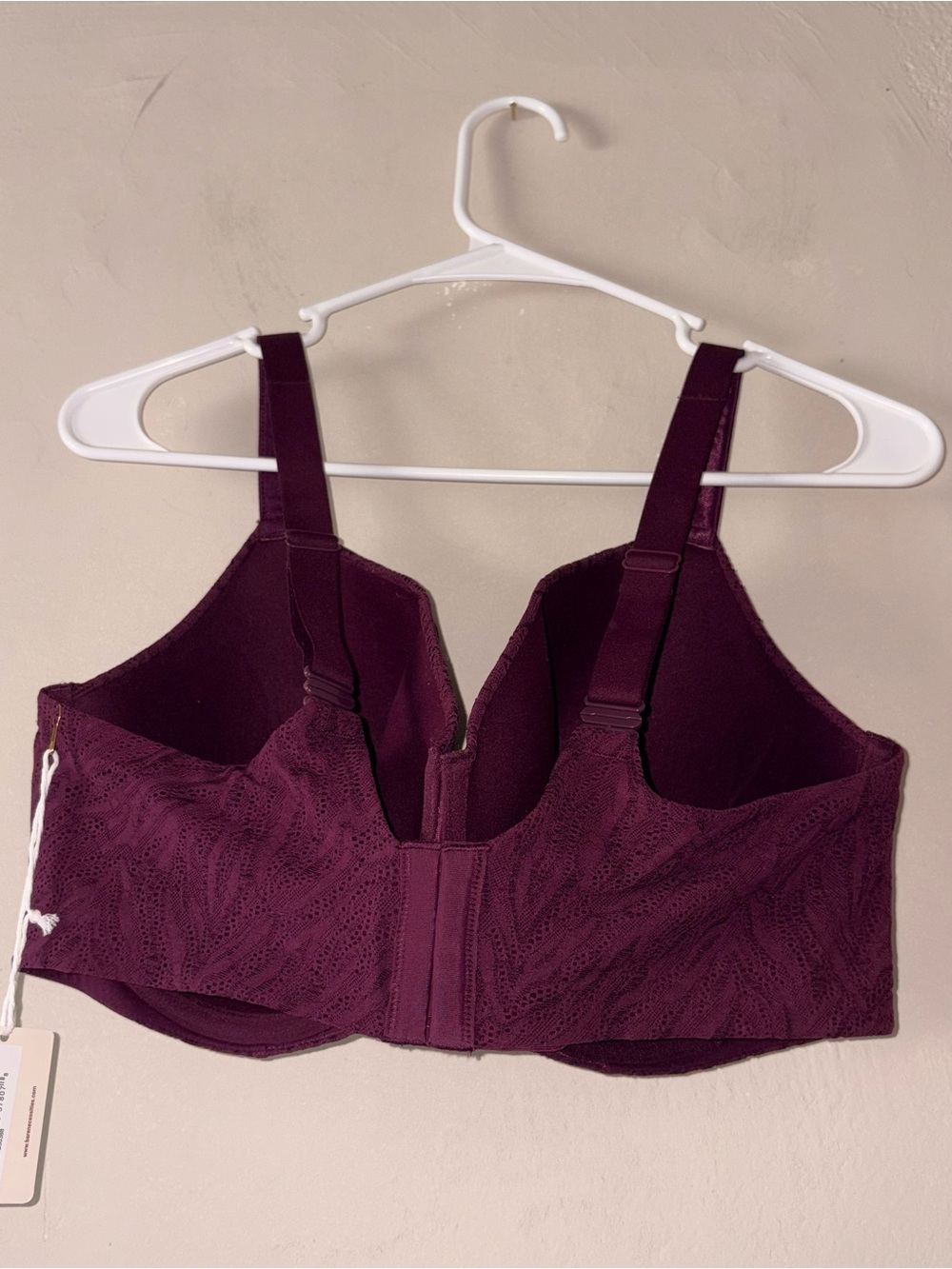 NWT Bare Necessities t shirt bra burgundy 40DDD - Picture 6 of 6